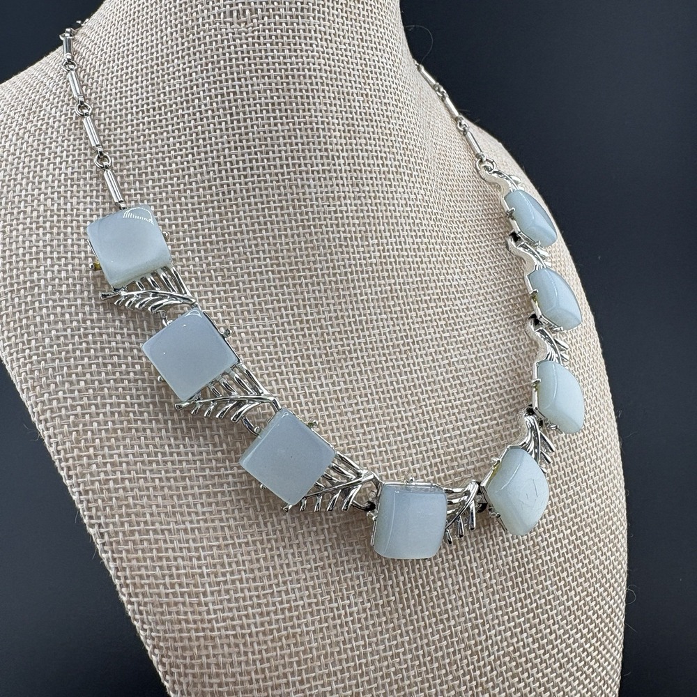 Vintage Coro Necklace Silver Tone Thermoset Dove Gray Blue Lucite Choker Signed